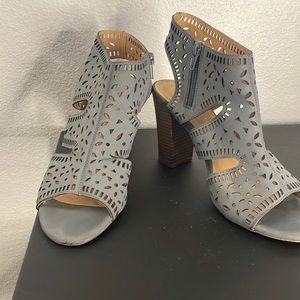 Xoxo Bloom Sandals Heels Women’s size 7.5